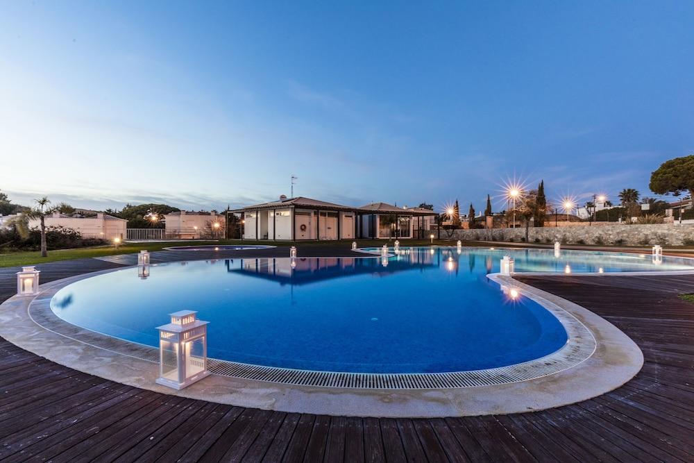 เฮลโล วิลลาส Aparthotel การ์วอยโร ภายนอก รูปภาพ